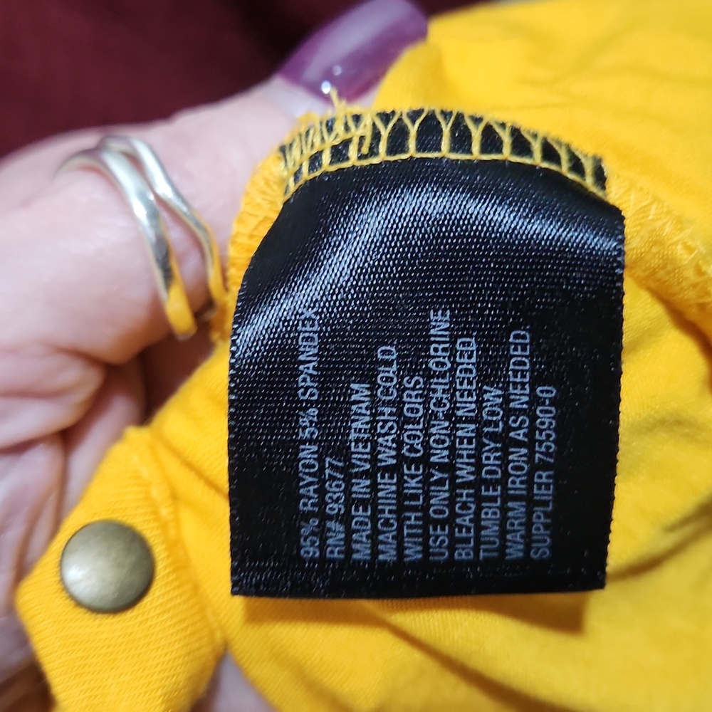 Worthington Yellow Studded Short Sleeve Top - Picture 6 of 6